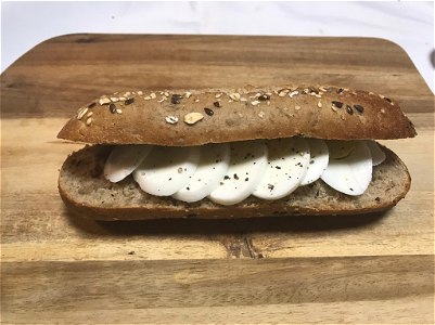 Broodje gekookte ei