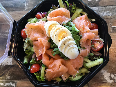 Maaltijdsalade noorse zalm