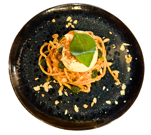 Bucatini al  Pesto Rosso