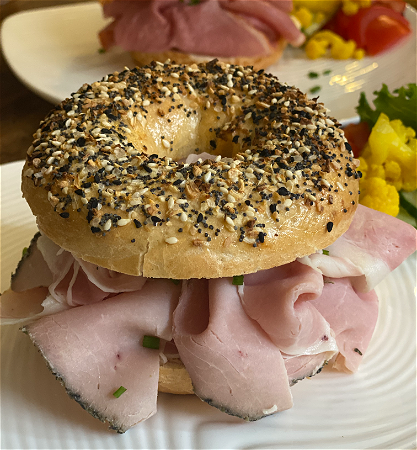 Bagel  Ham & Roomkaas met bieslook