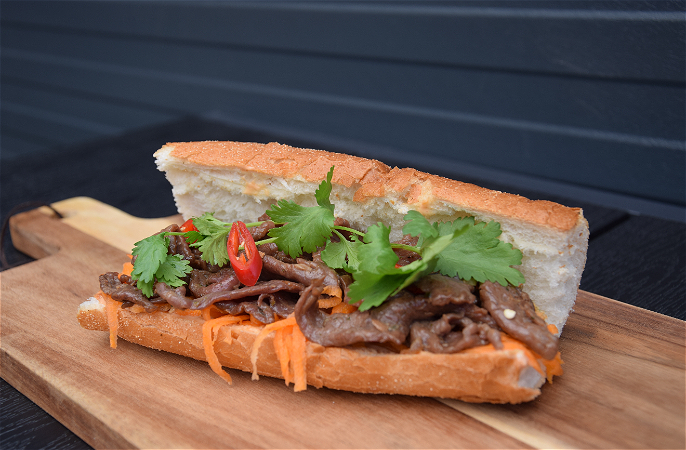 Banh mi beef 