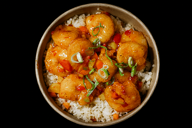 Warme Pokebowl met ebi chilli