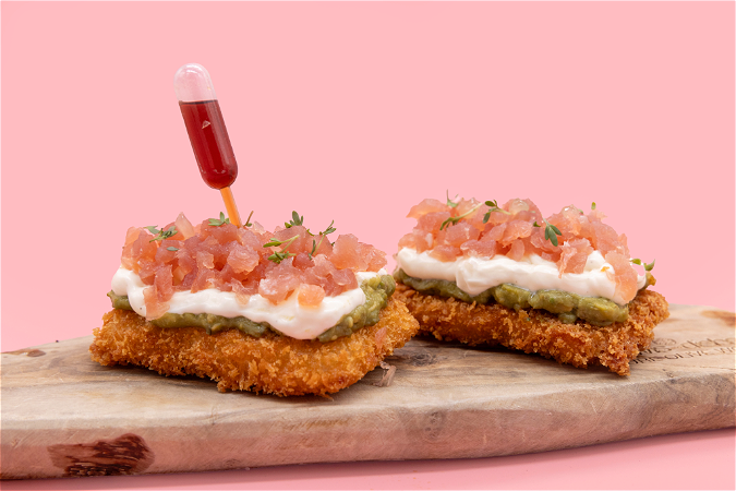 Rice cracker met tonijn tartare