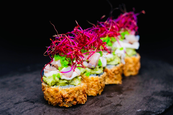 Crunchy Maki Zalm met Hollandse Haring Tartare 