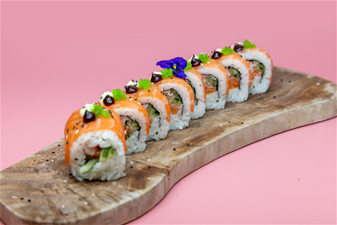 Salmon roll