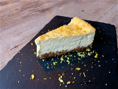 Lemon Drizzle Cheesecake