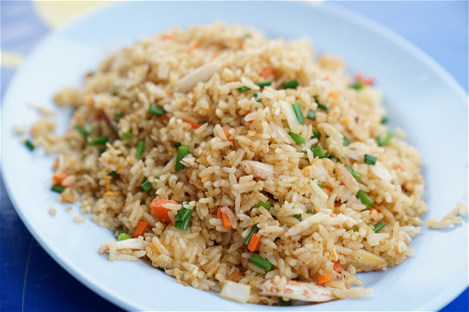 Nasi speciaal met ham & ei