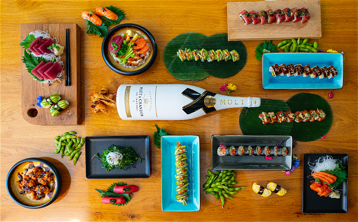 SUSHI HOLIDAY MADNESS  BOX