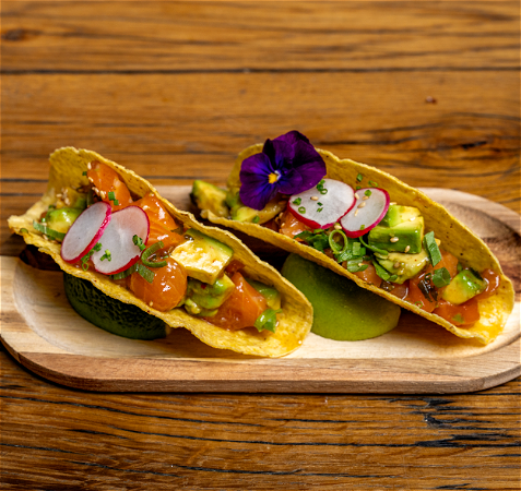 Salmon Taco (2 pcs)