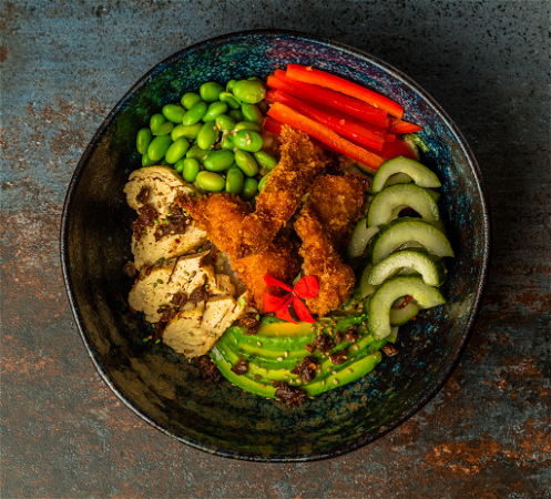 CHICKEN POKE BOWL