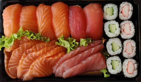 Sushi Sashimi box 23 st.