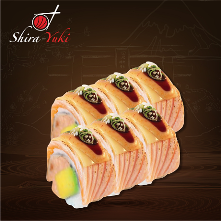 Geflambeerde salmon roll (Tonijnsalade  + Avocado)
