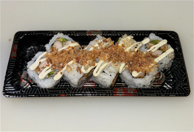 Avocado tori maki