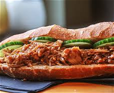 Broodje pulled chicken 