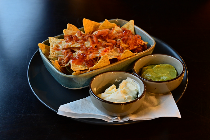 Nacho's met pulled chicken