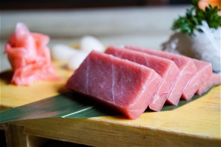 Tonijn sashimi (5 plakjes)