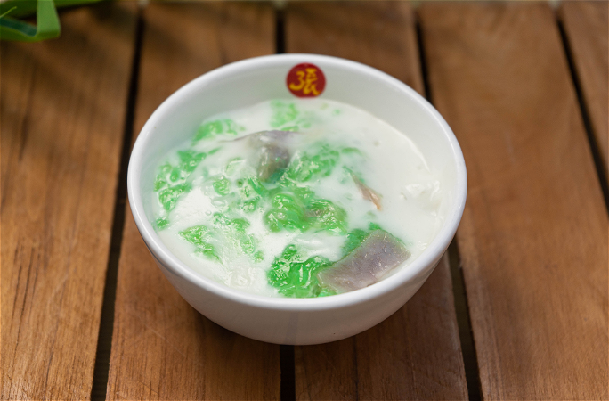 Che Khoai Mon | Warm Taro & Sticky Rice Dessert