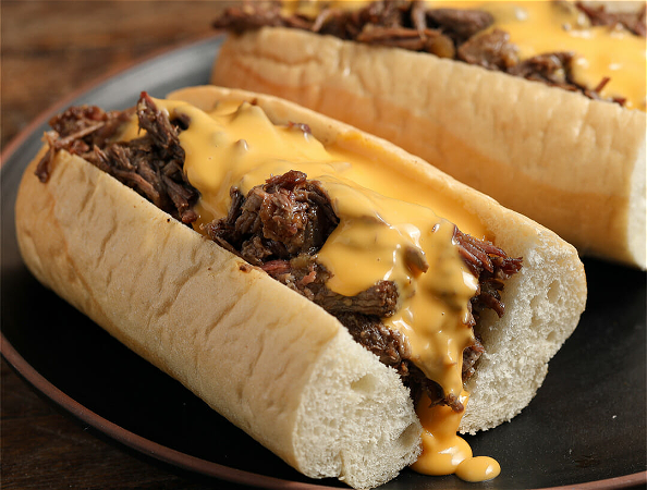 Sandwich philly cheese steak van pulled brisket