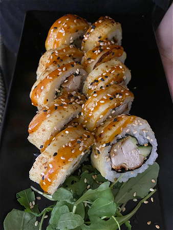 CHEESY CHICKEN ROLL