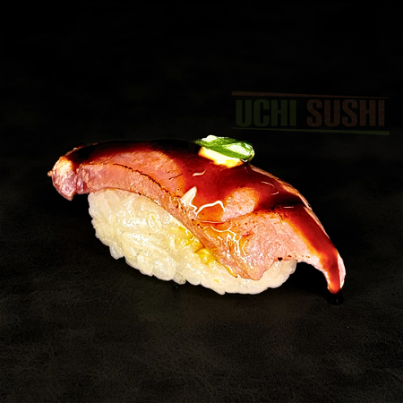 Nigiri flamed maguro