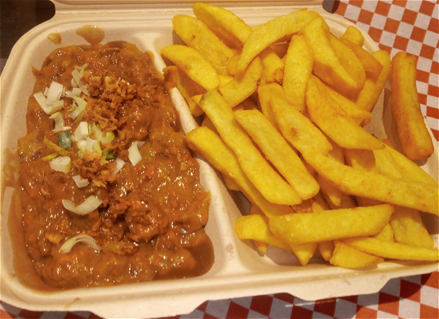 Friet rendang