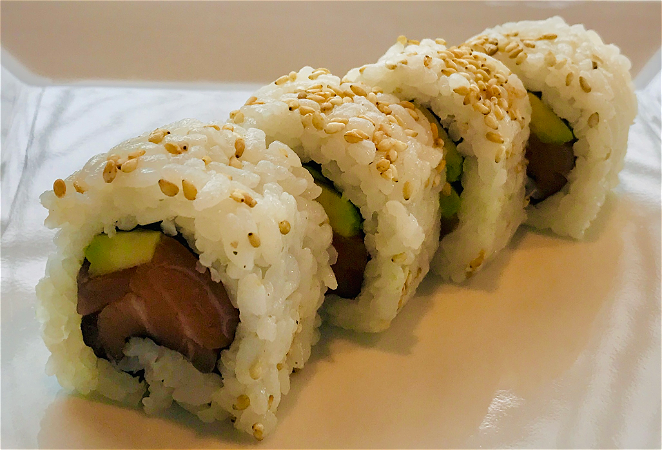 Sake avocado maki ( nieuw )