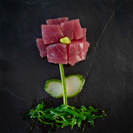 Sashimi Tuna (bloem van 8 blaadjes)