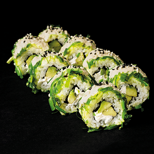 Wakame salad peanut roll