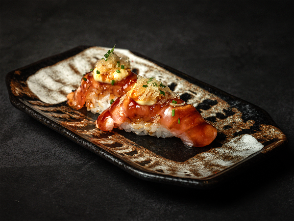 Salmon Toro Aburi