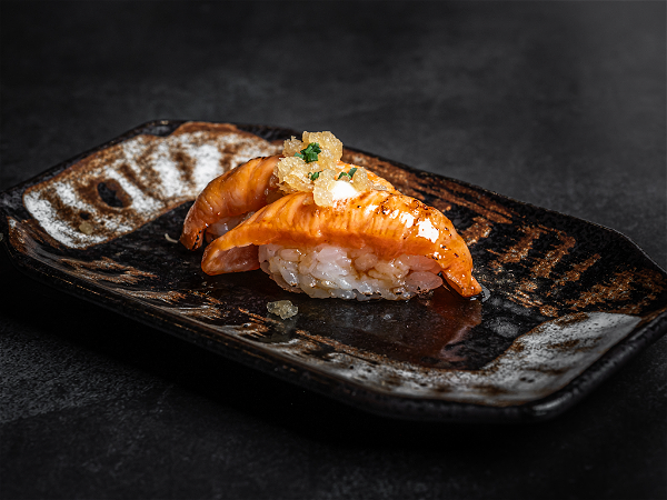 Salmon Toro Aburi