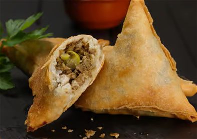 Chicken samosa 2 stuks