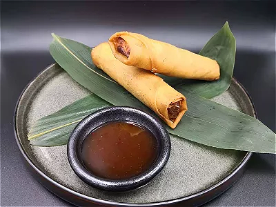 Vietnamese chicken spring roll