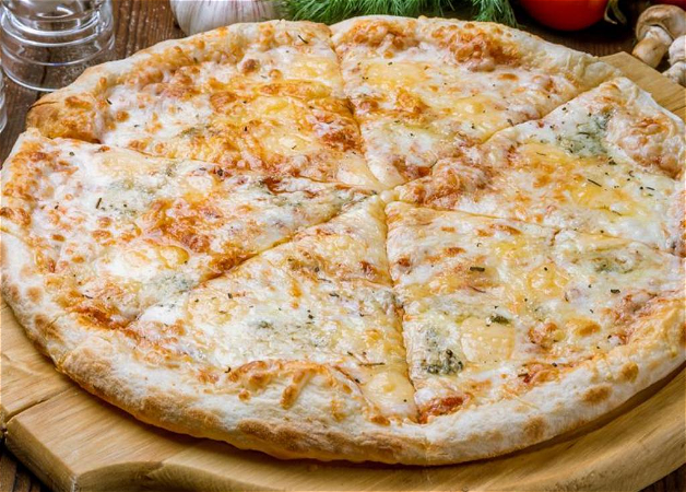 Pizza Quattro formaggi