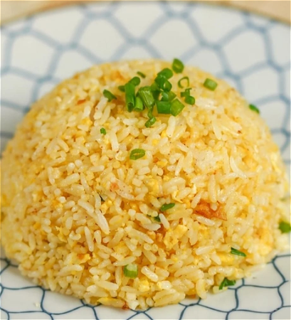 Kauw Pad Gai- Egg Fried Rice