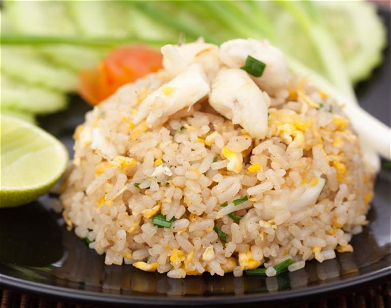 Kauw Pad Gai- Egg Fried Rice