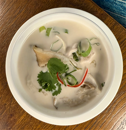 Tom Kha