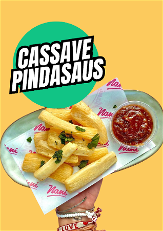 Cassave met pindasaus 