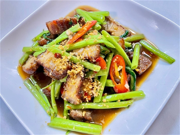 phad phak bung moe krop