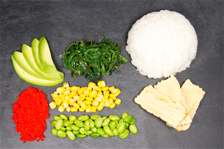 Veggie poké bowl