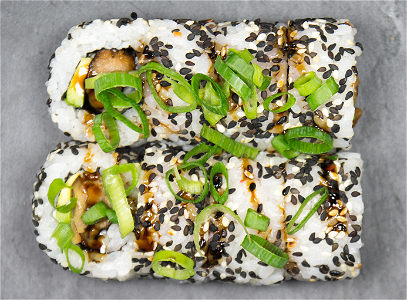 Yakitori roll (4 stuks)