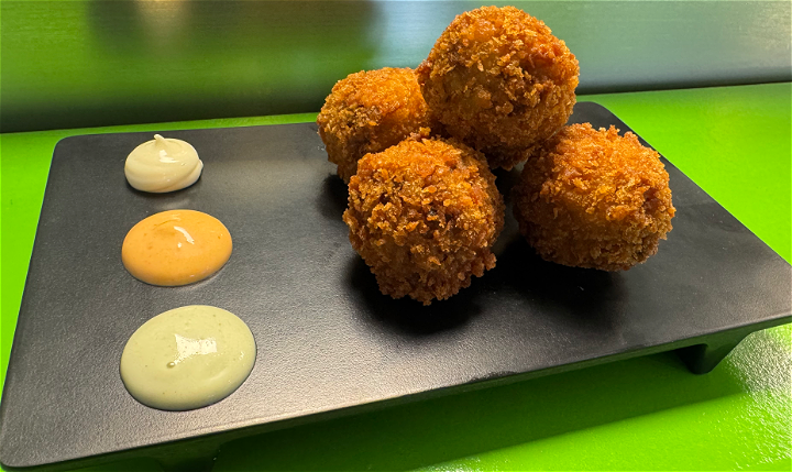 Wagyu Bitterballen