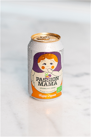 Passionfruit lemonade