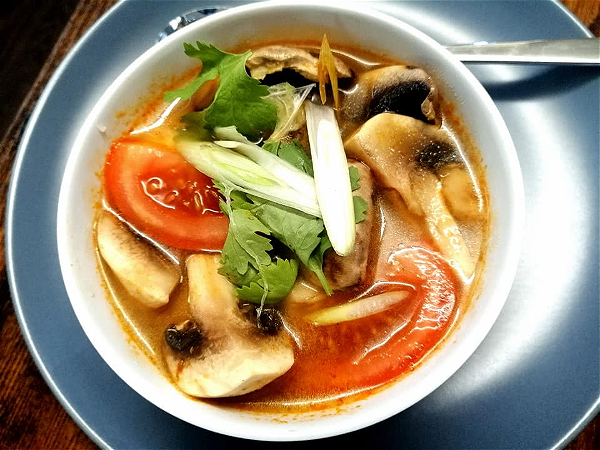 Tom yum hed