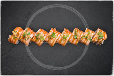 Flamed Salmon Roll