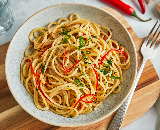 Spaghetti aglio, olio e peperoncini