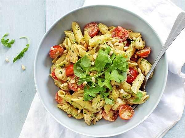 Penne con pesto e Pollo