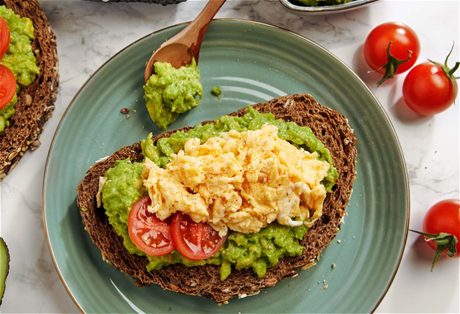 Toast Scrambled Eggs Avocado