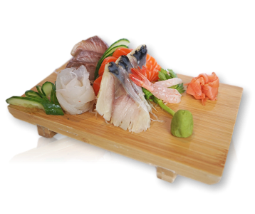 Tanuki's sashimi selection of 5