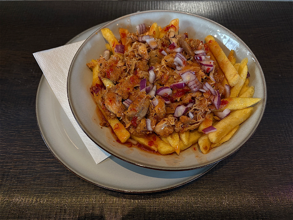Loaded fries pulled chicken