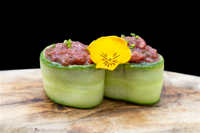 Beef Tartare Komkommer guncan 2 stk.